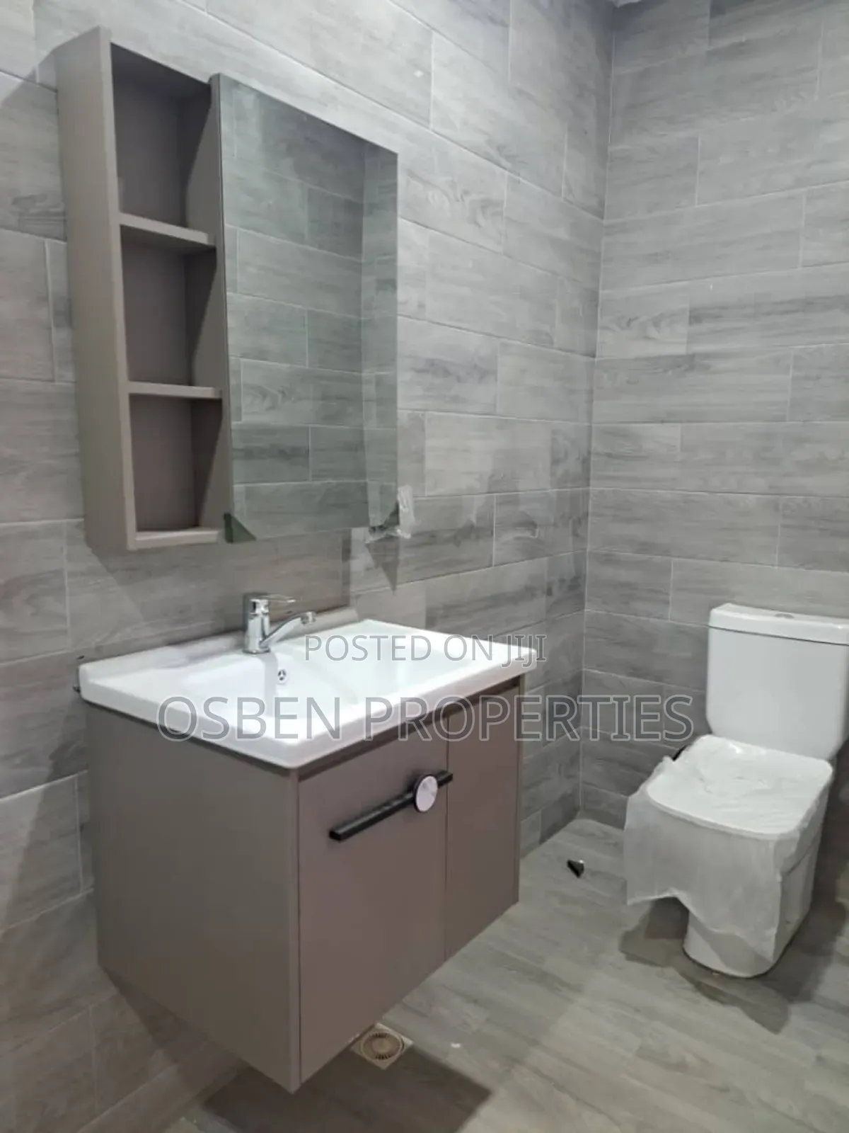 4bdrm Duplex in Osben Properties, Spintex for sale in Spintex