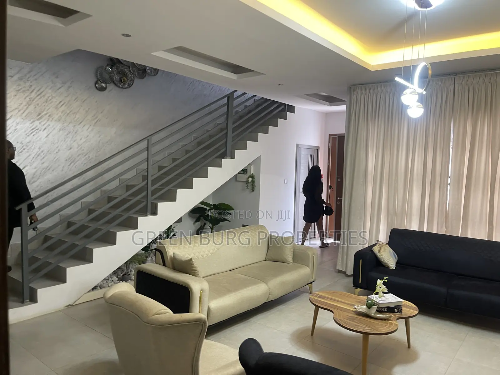 Furnished 3bdrm Townhouse / Terrace in East Legon for rent in East Legon