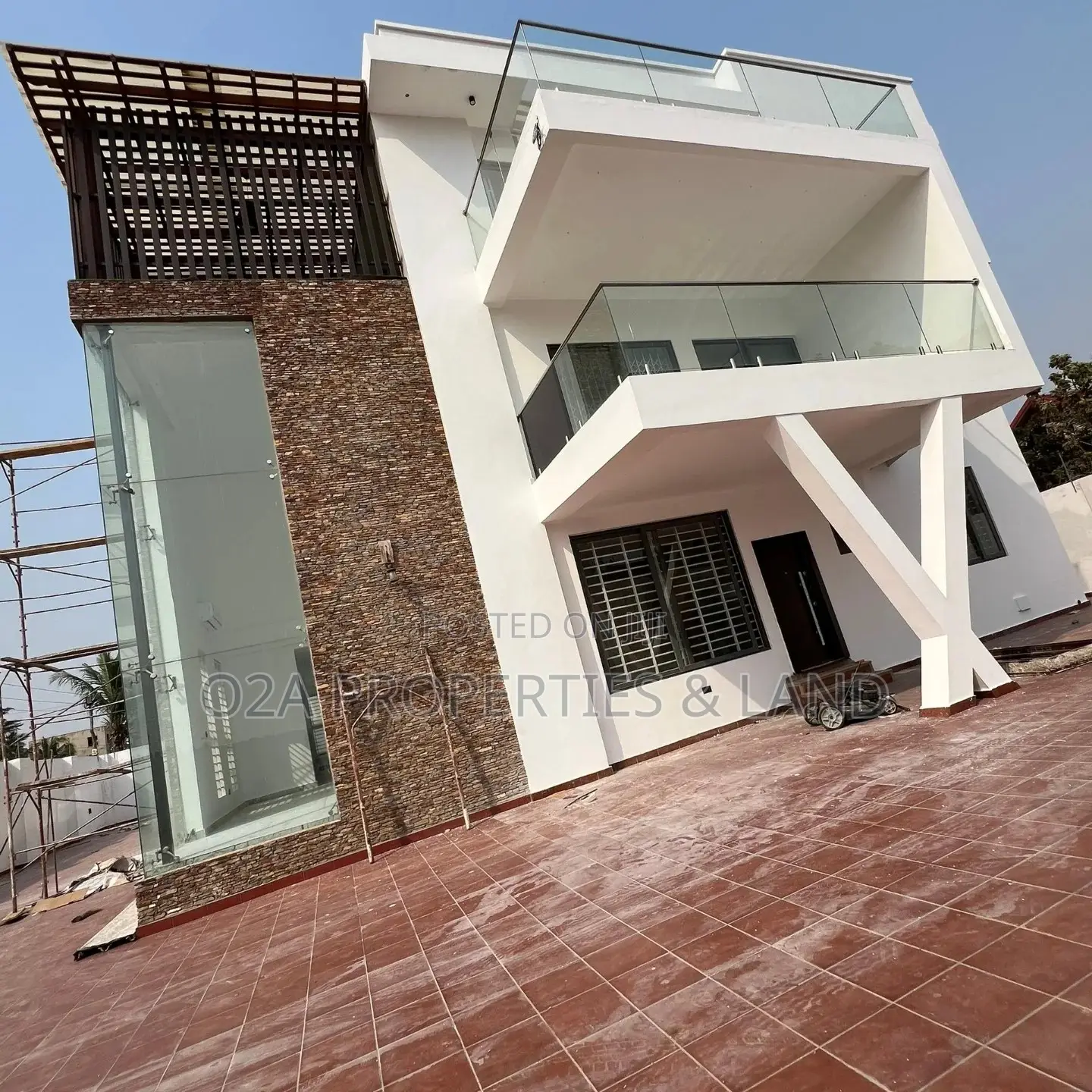 9bdrm House in Trasacco West, Ghana Link Area for sale in Ghana Link Area