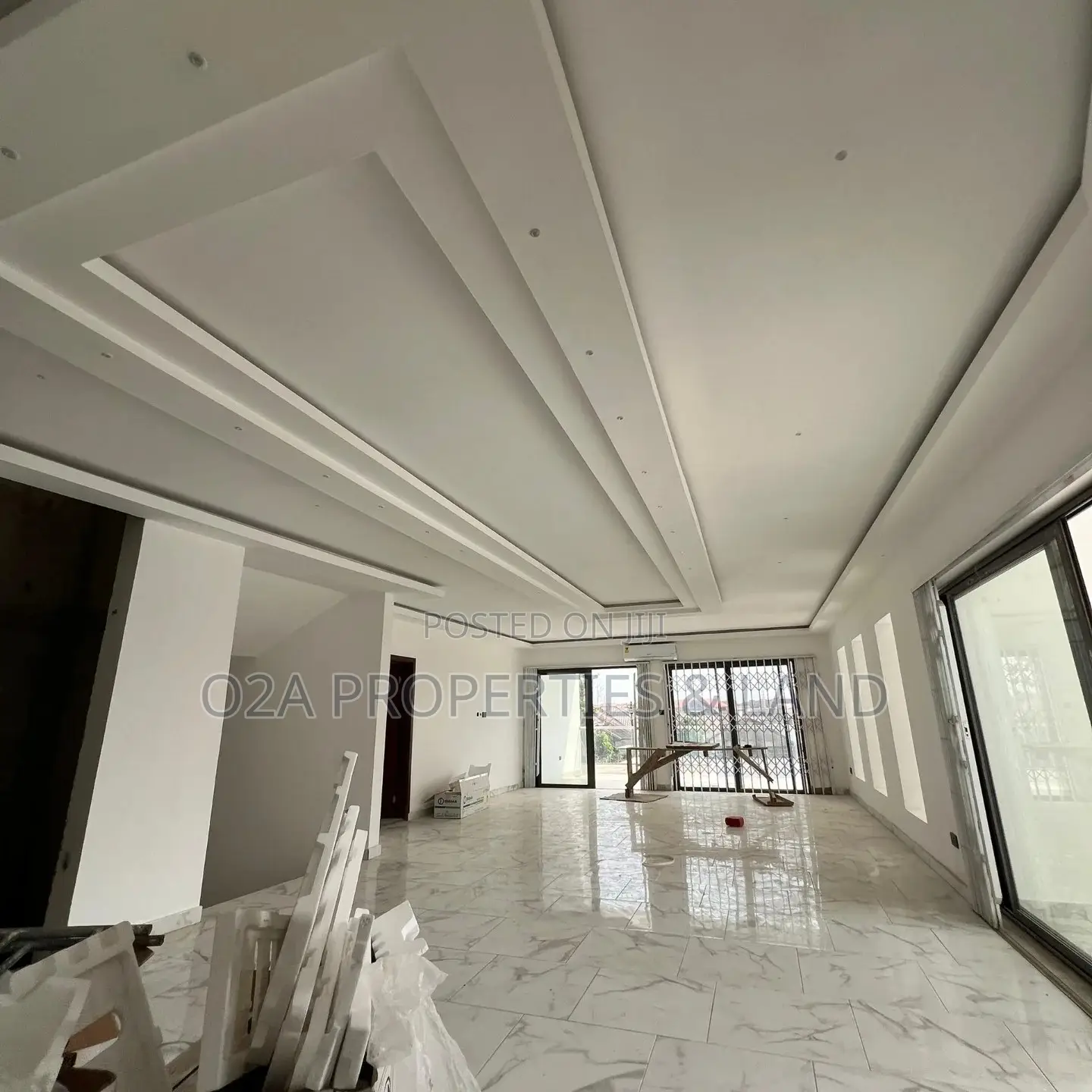 9bdrm House in Trasacco West, Ghana Link Area for sale in Ghana Link Area