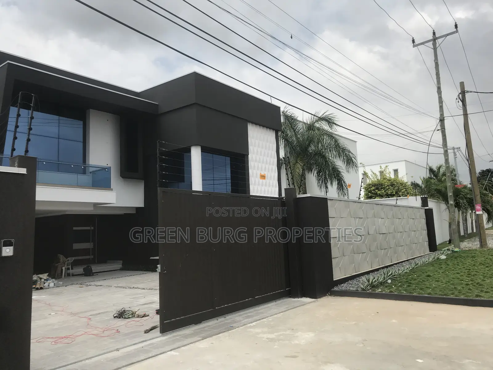 5bdrm House in East Legon for rent in East Legon