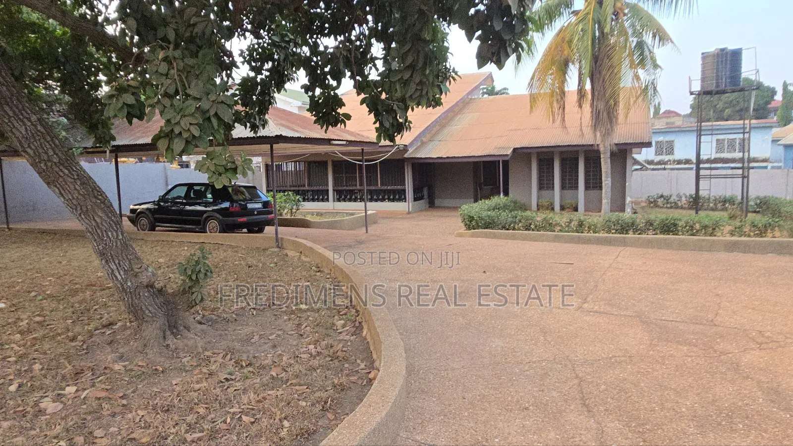4bdrm House in Fredimens Real, Kumasi Metropolitan for sale in Kumasi Metropolitan