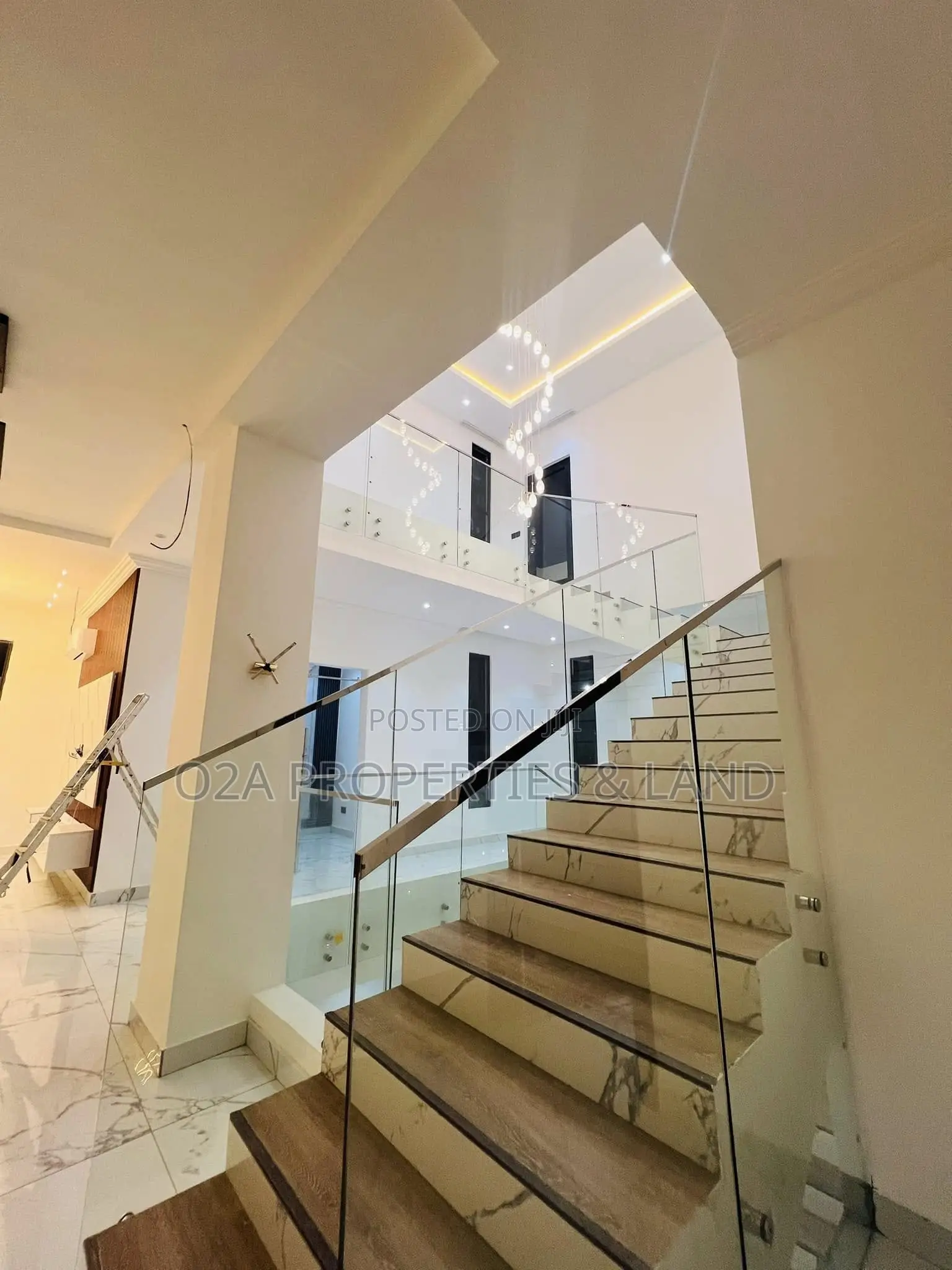 4bdrm House in East Legon, American House for sale in American House
