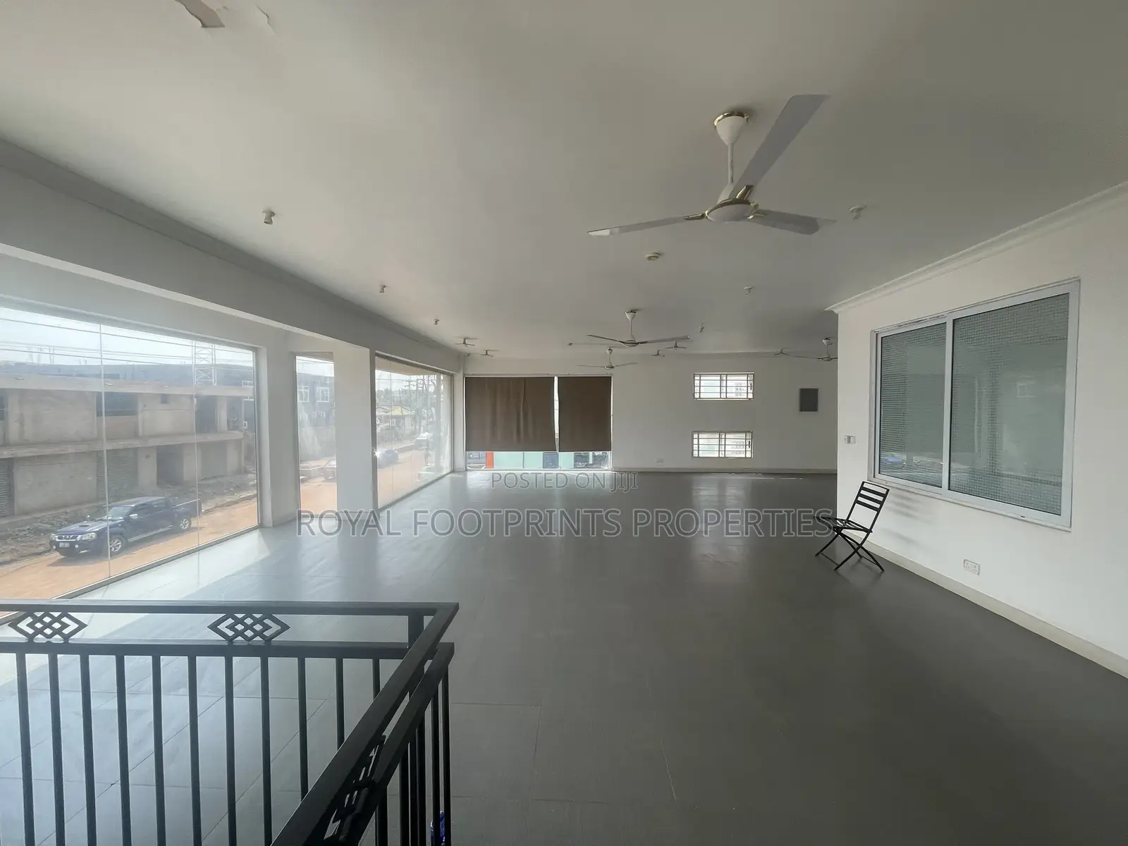 A Very Big Shop/Office Space Up for Rent in Madina