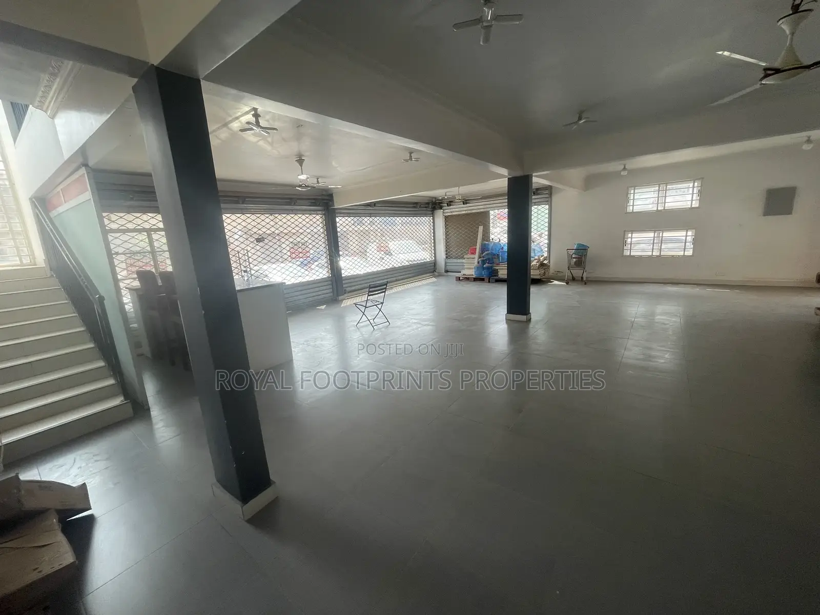 A Very Big Shop/Office Space Up for Rent in Madina