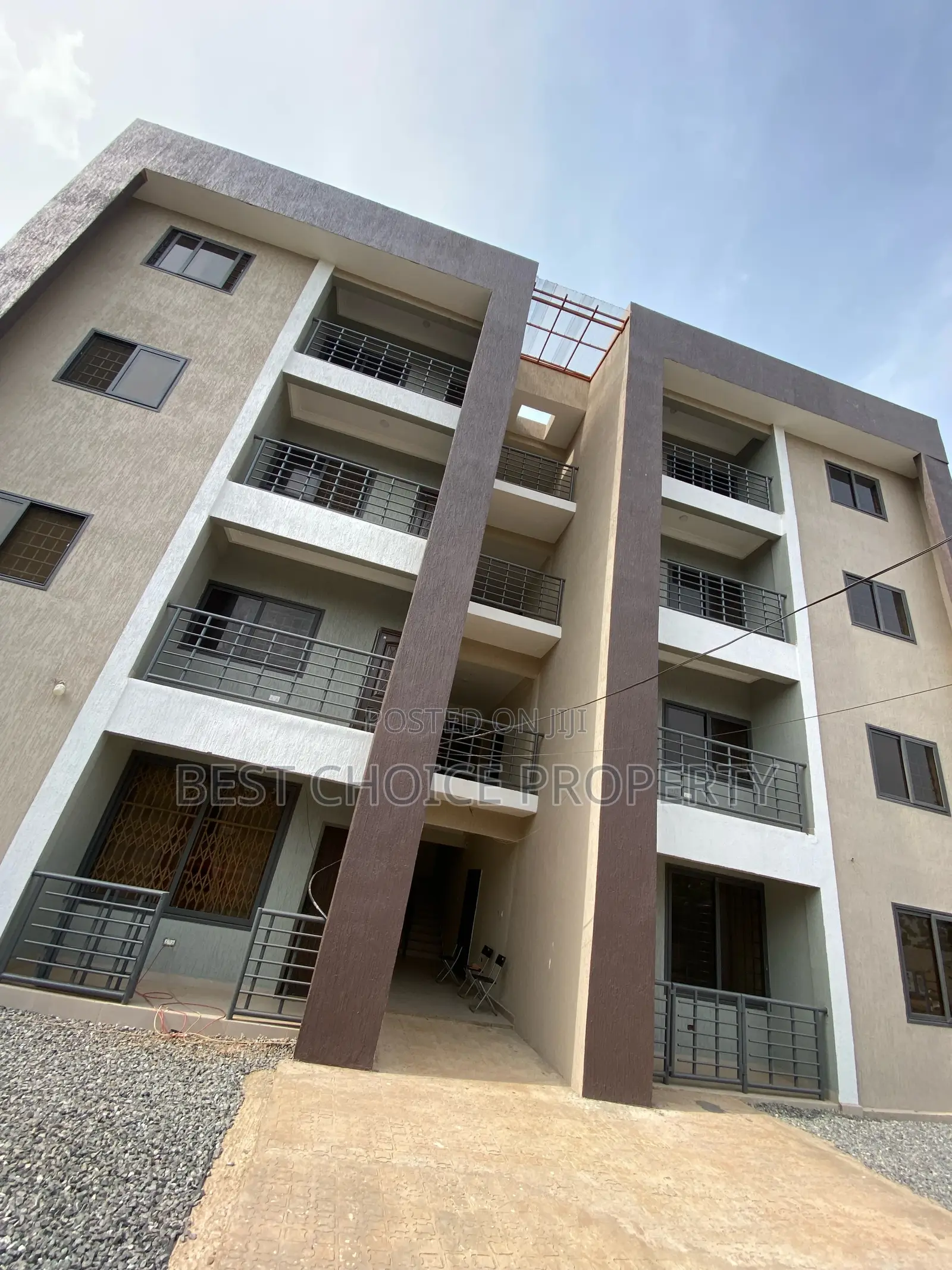 2bdrm Apartment in Owosuansa, Oyarifa for rent in Oyarifa