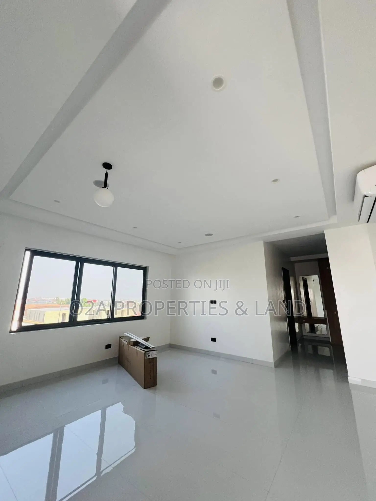 5bdrm House in East Legon, American House for sale in American House