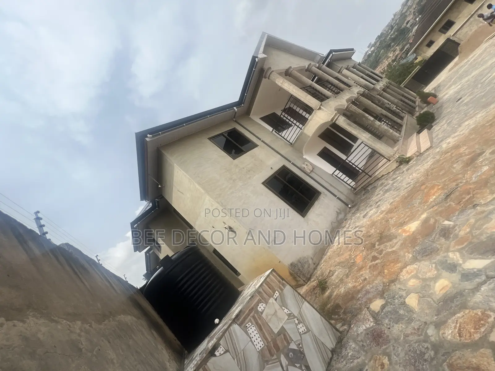2bdrm Apartment in Bee Decor & Homes, Kwabenya for rent in Kwabenya