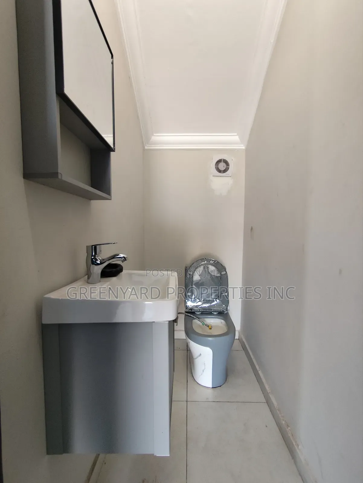 2bdrm Townhouse / Terrace in Adjiringanor, East Legon for rent in East Legon