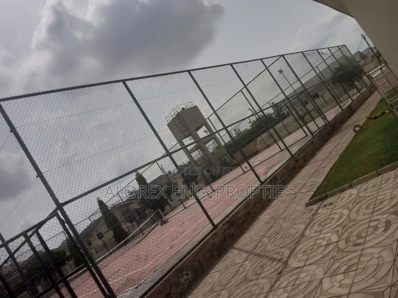 3bdrm House in Self Compound, Oyarifa for rent in Oyarifa