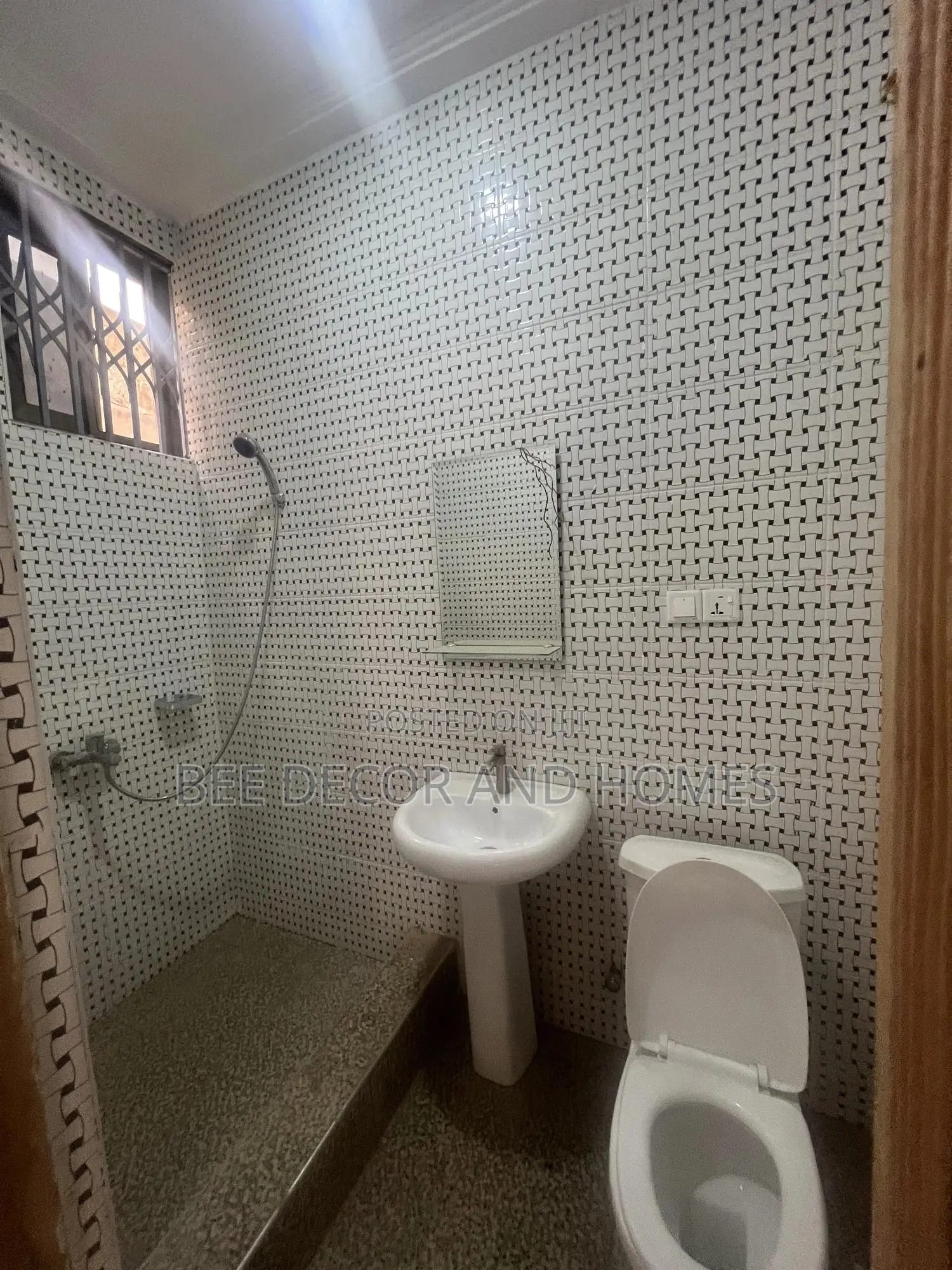 2bdrm Apartment in Bee Decor & Homes, Kwabenya for rent in Kwabenya