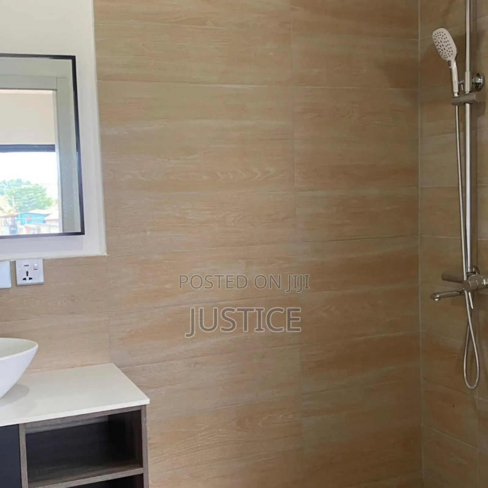 3bdrm Duplex in Ayi Mensah, Oyarifa for sale in Oyarifa