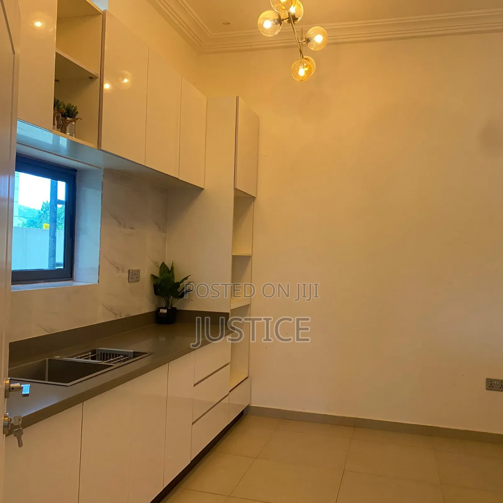 3bdrm Duplex in Ayi Mensah, Oyarifa for sale in Oyarifa