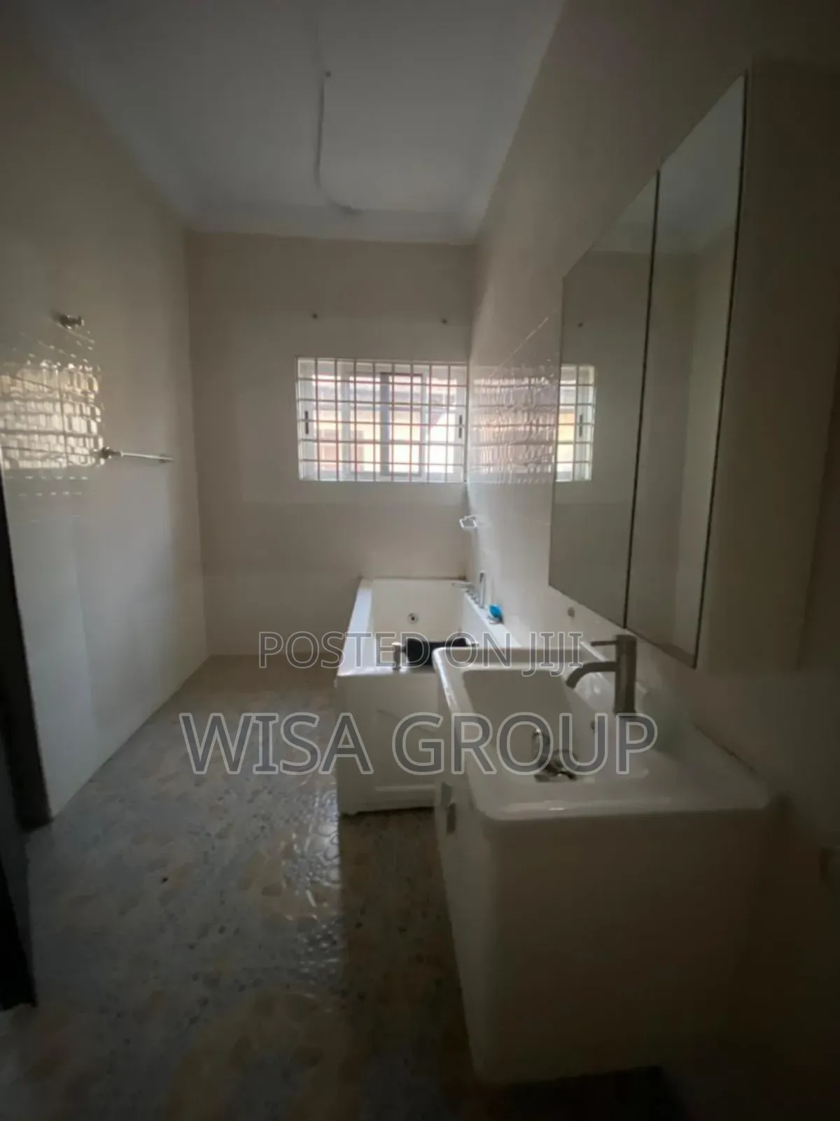 4bdrm Duplex in Wisa Groups, Accra Metropolitan for rent in Accra Metropolitan