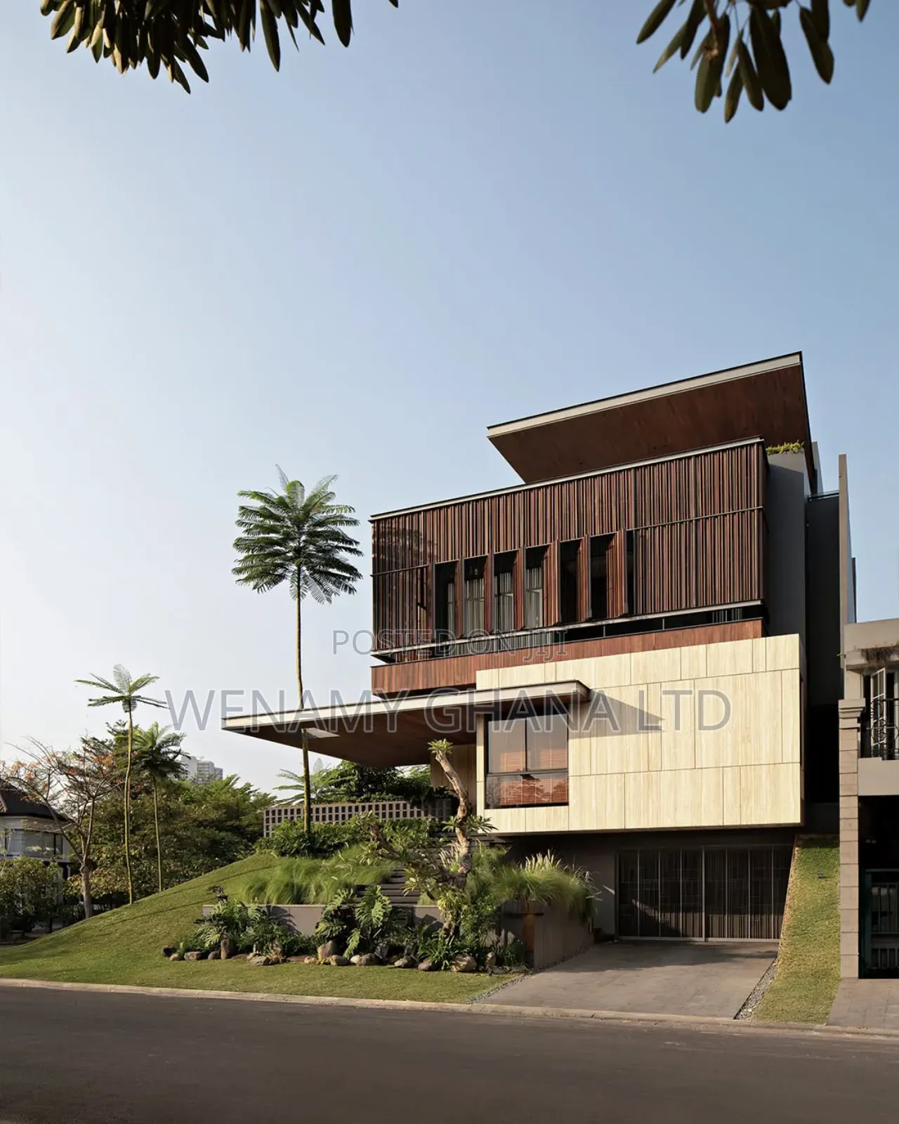 5bdrm House in Accra for sale in Accra Metropolitan