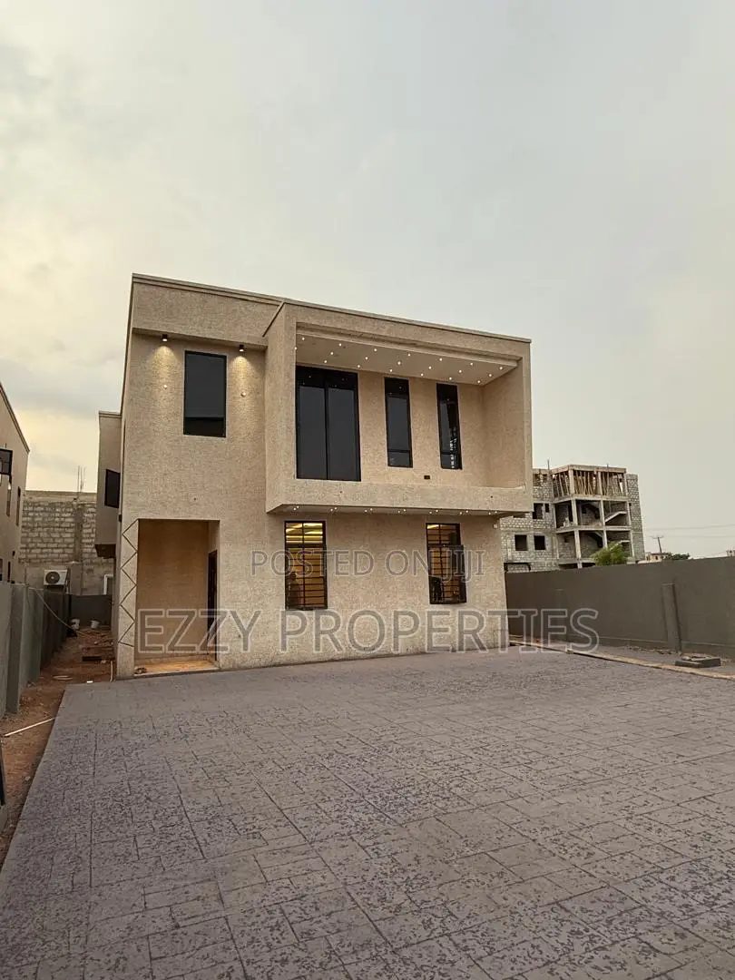 4bdrm Duplex in East Legon Hills for sale in Ga East Municipal
