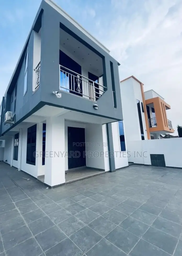 4bdrm House in Adjiriganor, East Legon for sale in East Legon