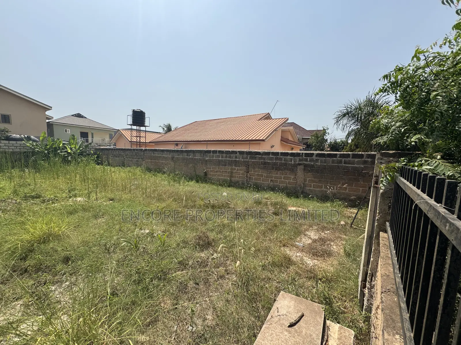 One Plot of Titled Land in Tse Addo in Airport Residential Area