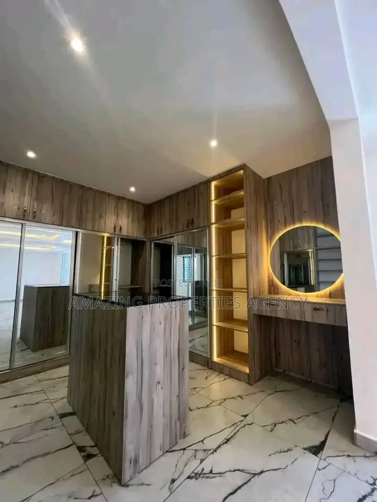 7bdrm House in Adjiriganor for sale in Adjiriganor