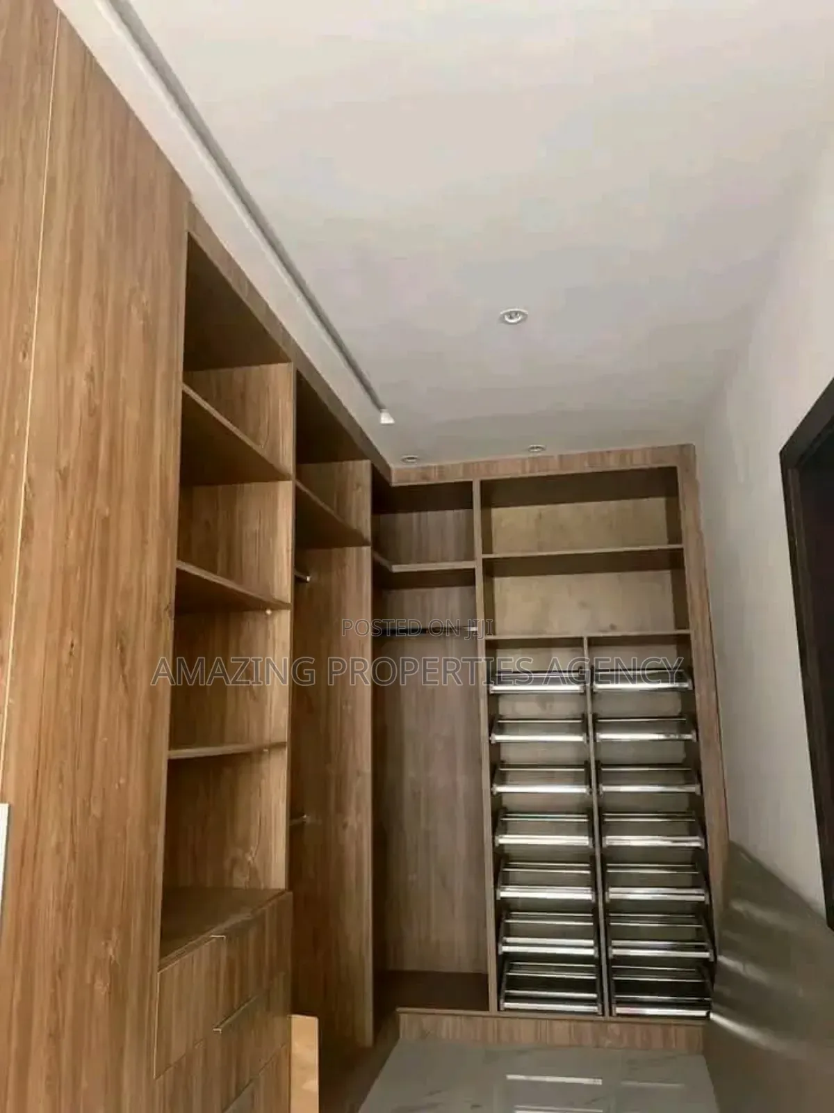4bdrm House in Ashaley Botwe for sale in Ashaley Botwe