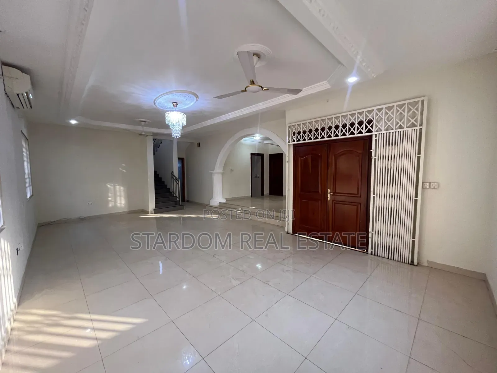 4bdrm Duplex in Adjiriganor for rent in Adjiriganor