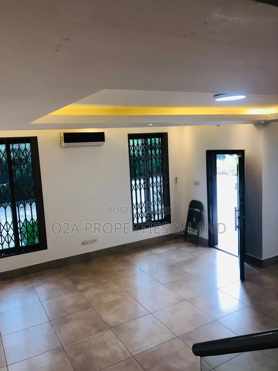 3bdrm Townhouse / Terrace in Dzorwulu for rent in Dzorwulu
