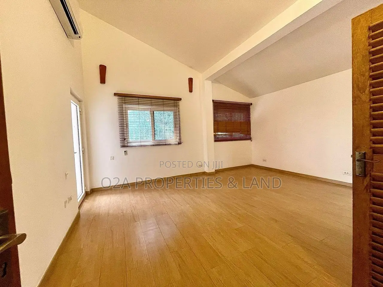 4bdrm House in Cantonments, Acquinas for rent in Acquinas