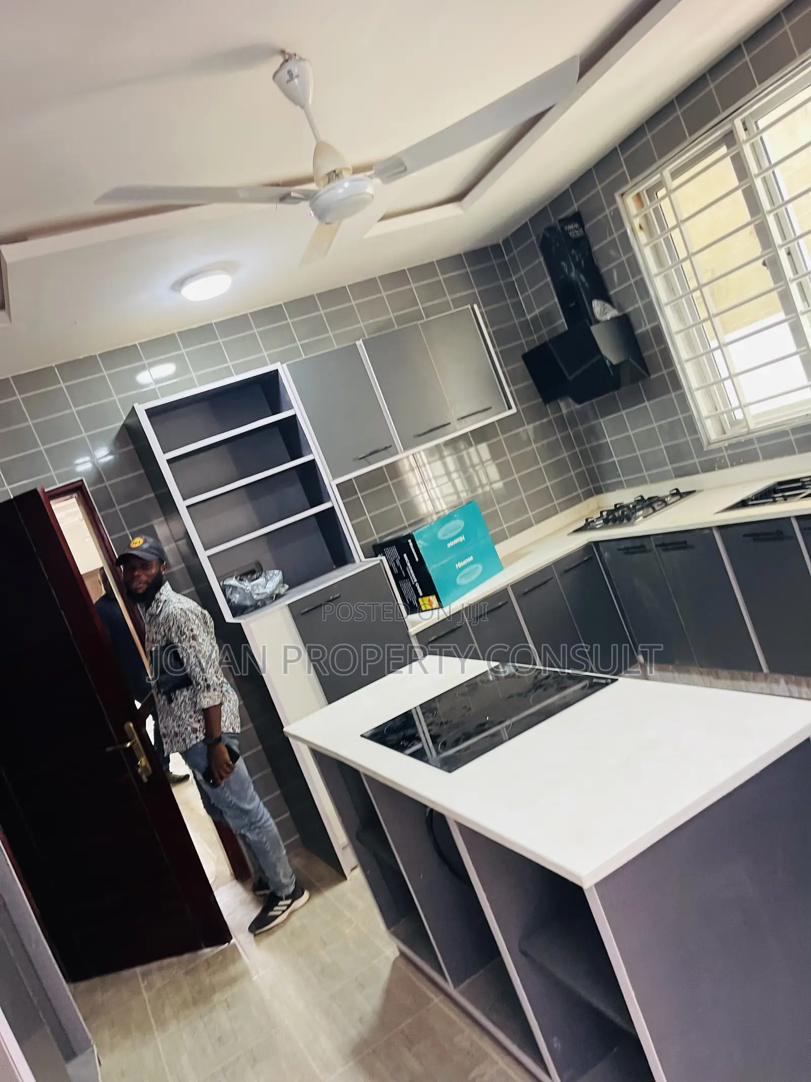 5bdrm House in Pokuase Acp for sale in Pokuase
