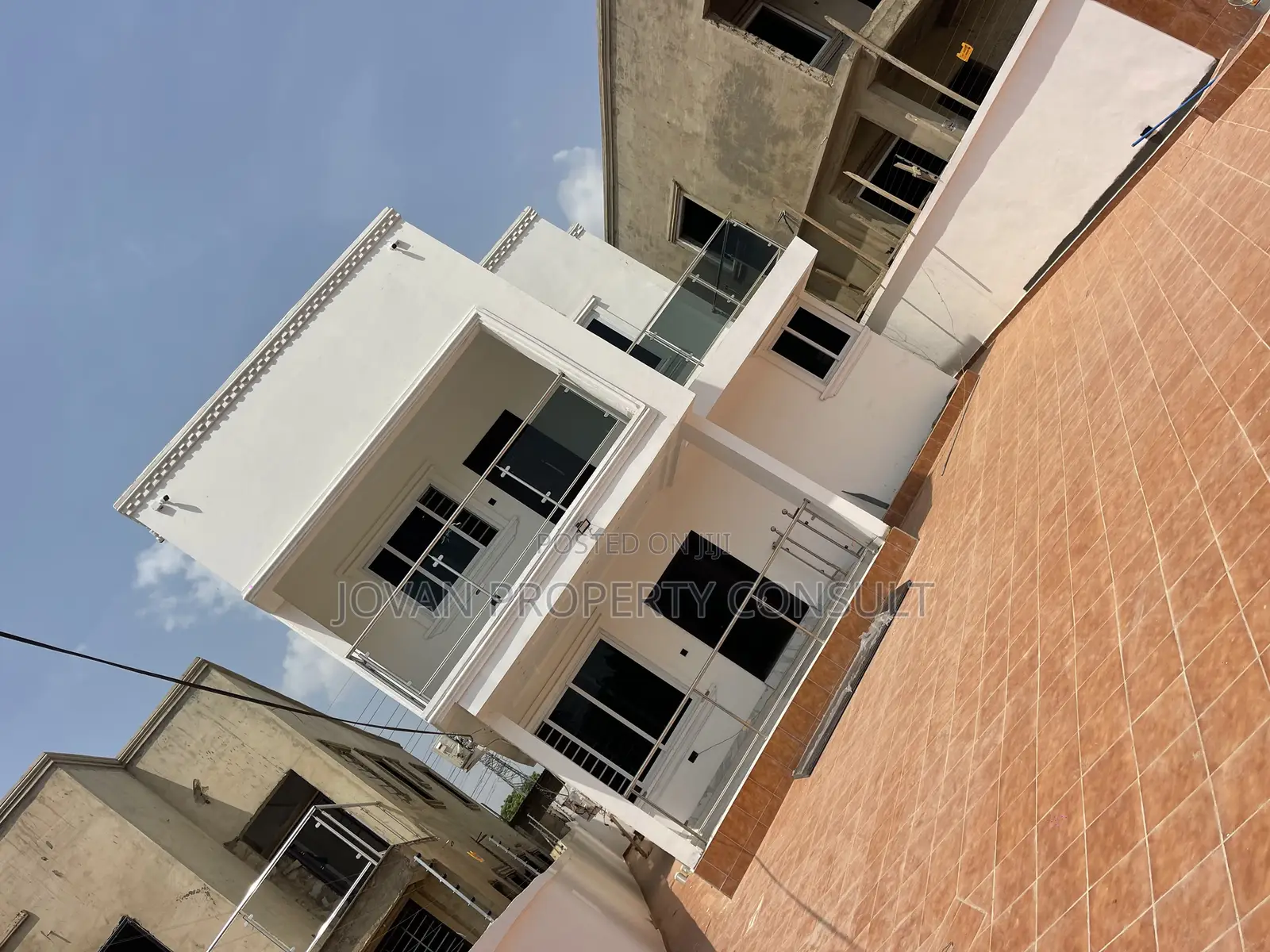 5bdrm House in Pokuase Acp for sale in Pokuase