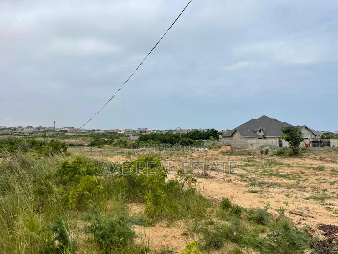 -Own a Full Plot in Our Exclusive Residence. in New Ningo