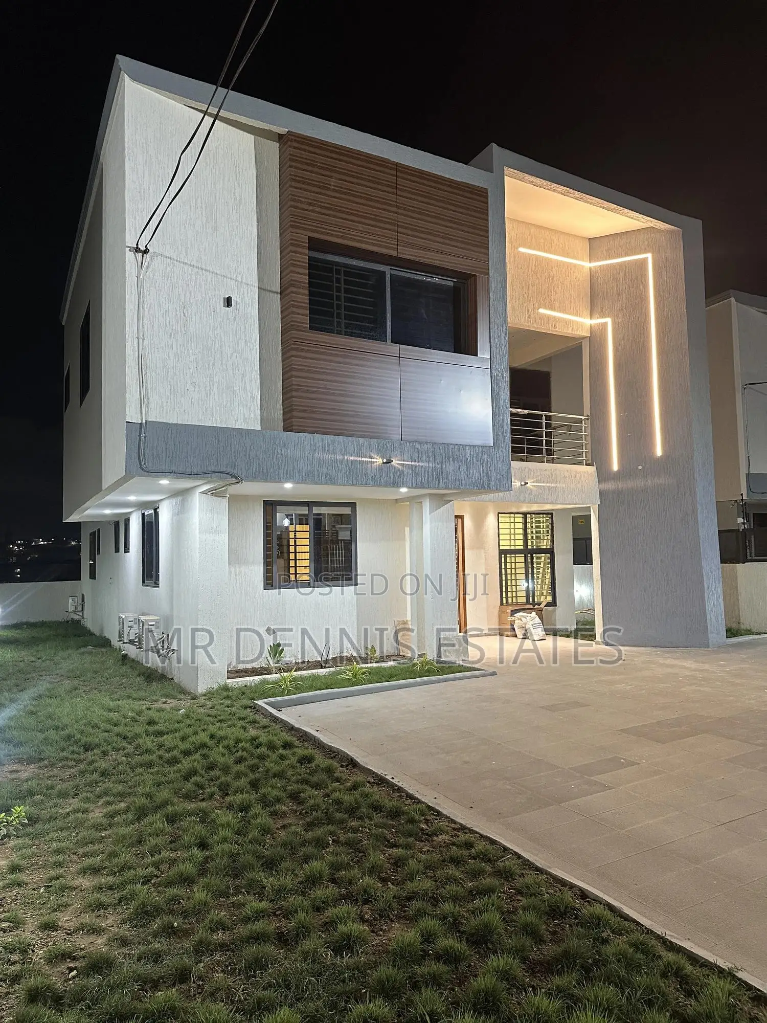 5bdrm House in Mr Dennis Estates, West Hills Mall Area for sale in West Hills Mall Area