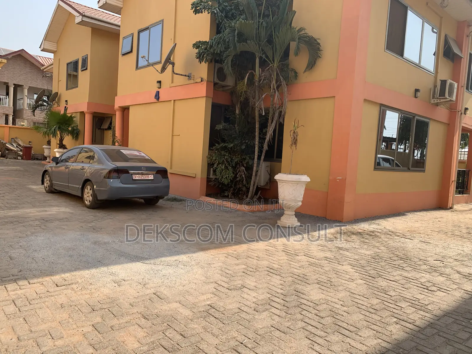 4bdrm Townhouse / Terrace in North Legon for rent in North Legon