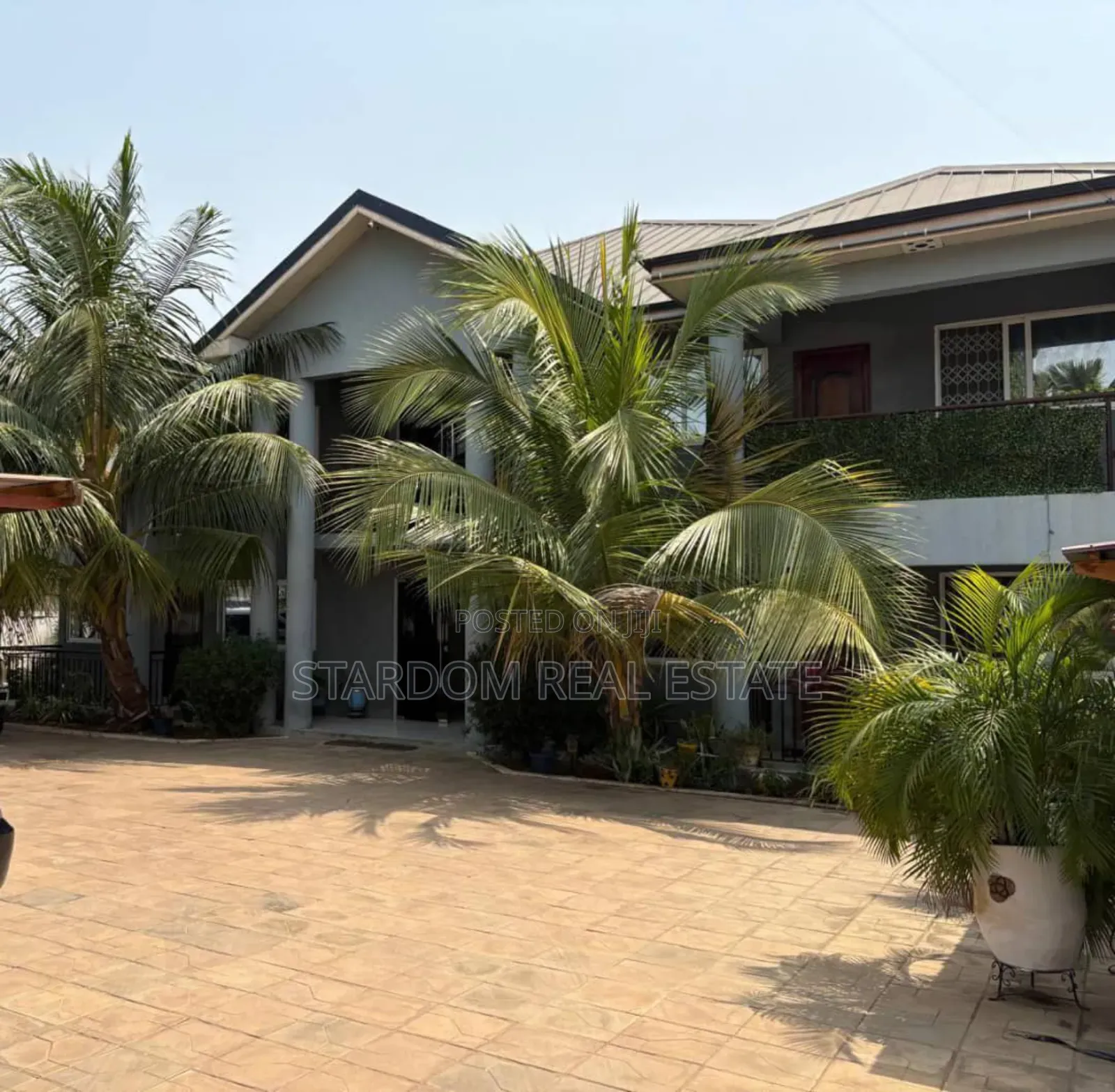 3bdrm Apartment in East Airport, Spintex for rent in Spintex