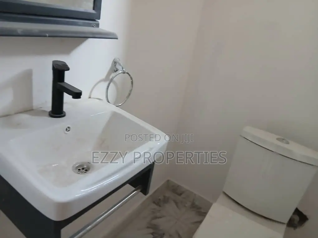 2bdrm Duplex in School Junction, Ga East Municipal for rent in Ga East Municipal