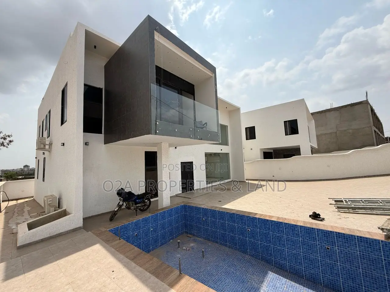 5bdrm House in East Legon Hills, Bawaleshie for sale in Bawaleshie