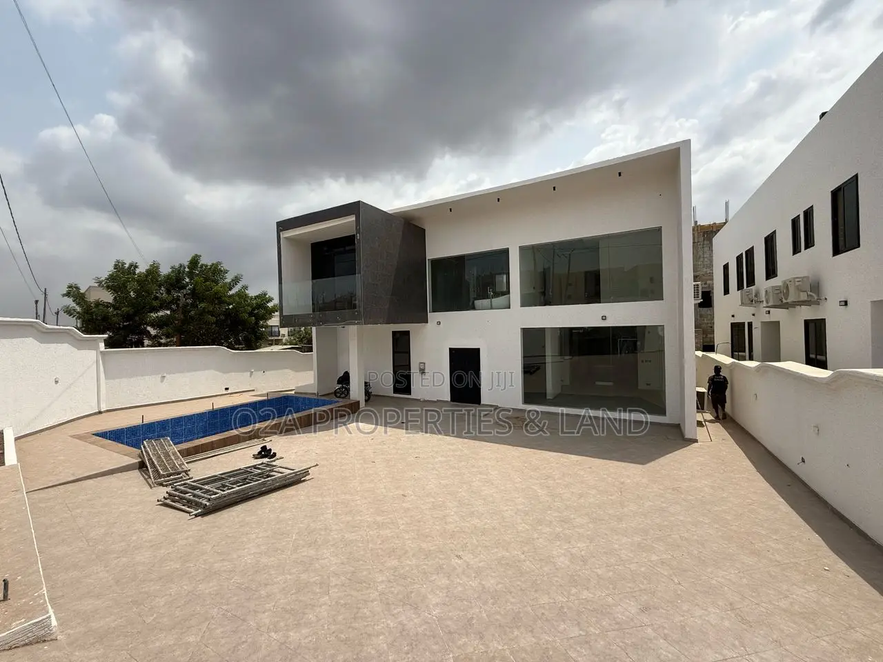 5bdrm House in East Legon Hills, Bawaleshie for sale in Bawaleshie