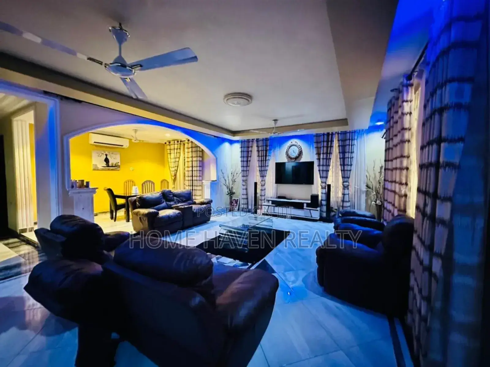 5bdrm House in Otinibi, Danfa for sale in Danfa