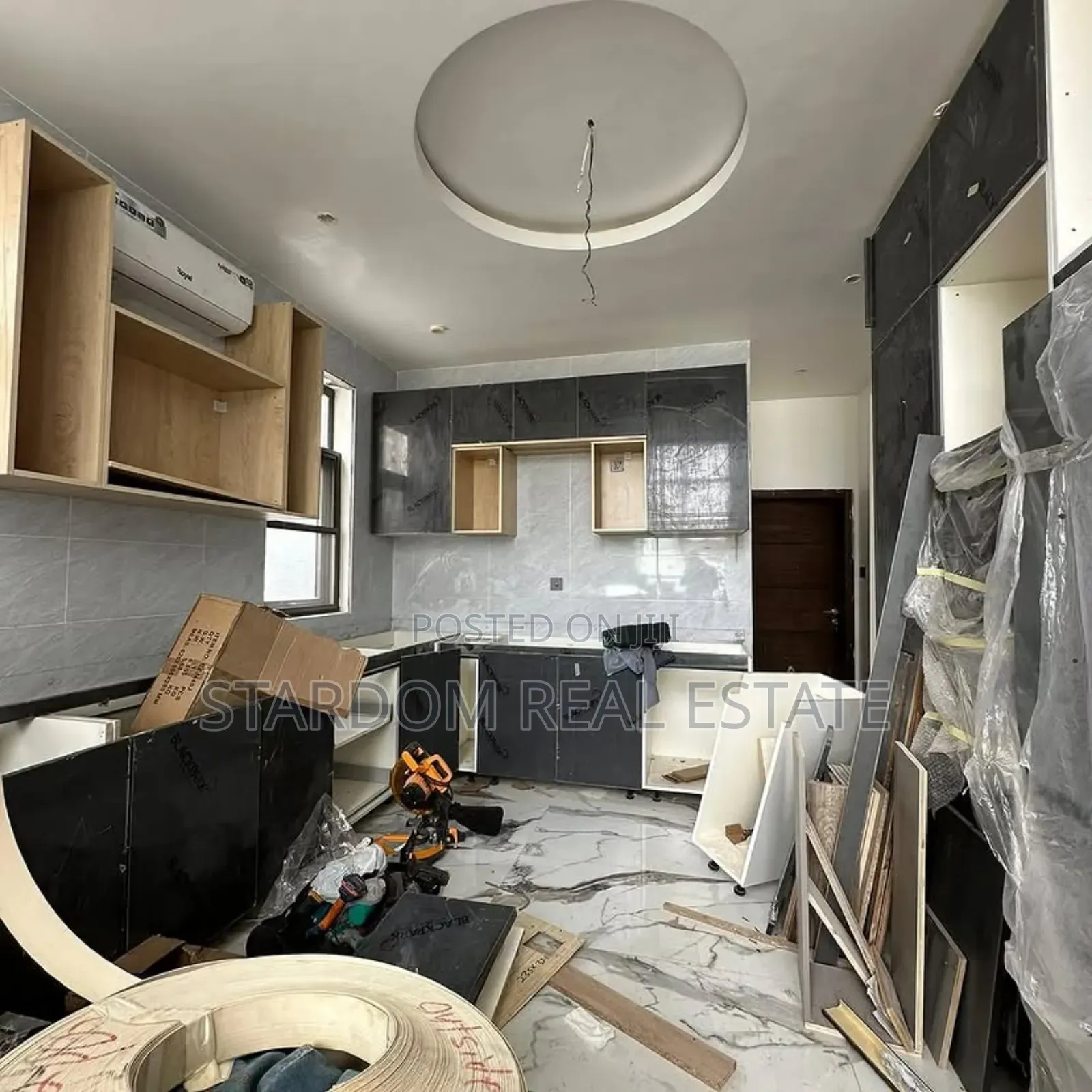 4bdrm Duplex in East Legon Hills for sale in East Legon