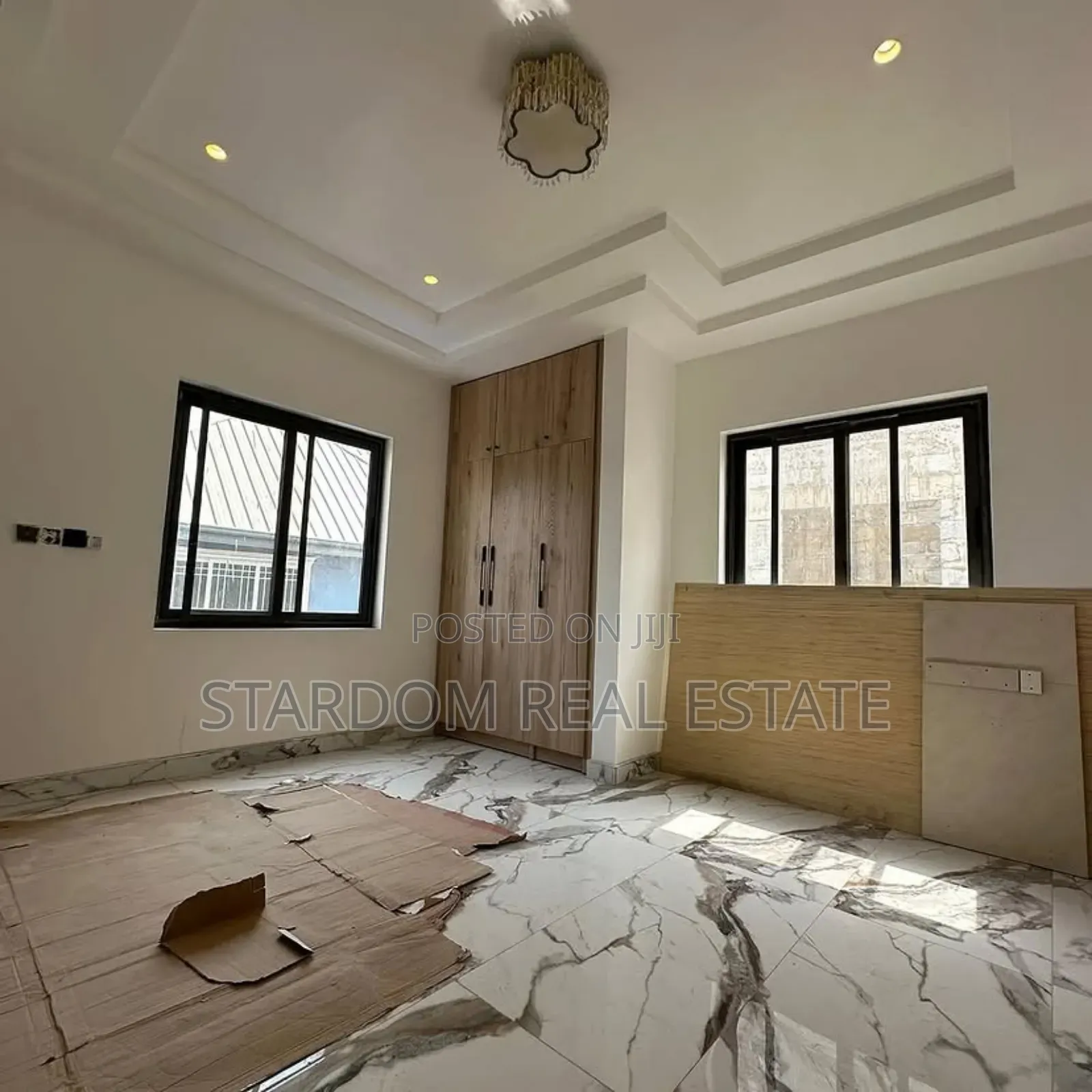 4bdrm Duplex in East Legon Hills for sale in East Legon