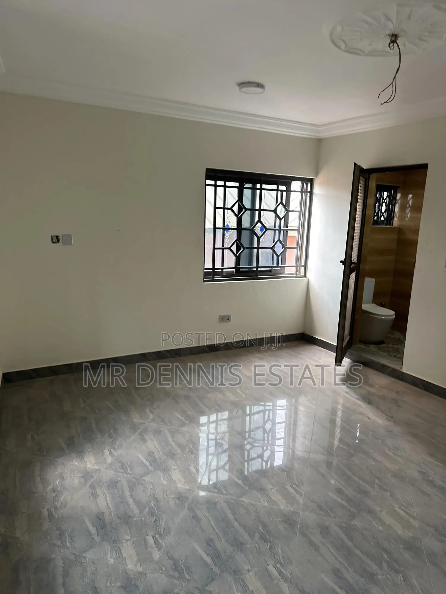 3bdrm Apartment in Westhills Mall for rent in West Hills Mall Area