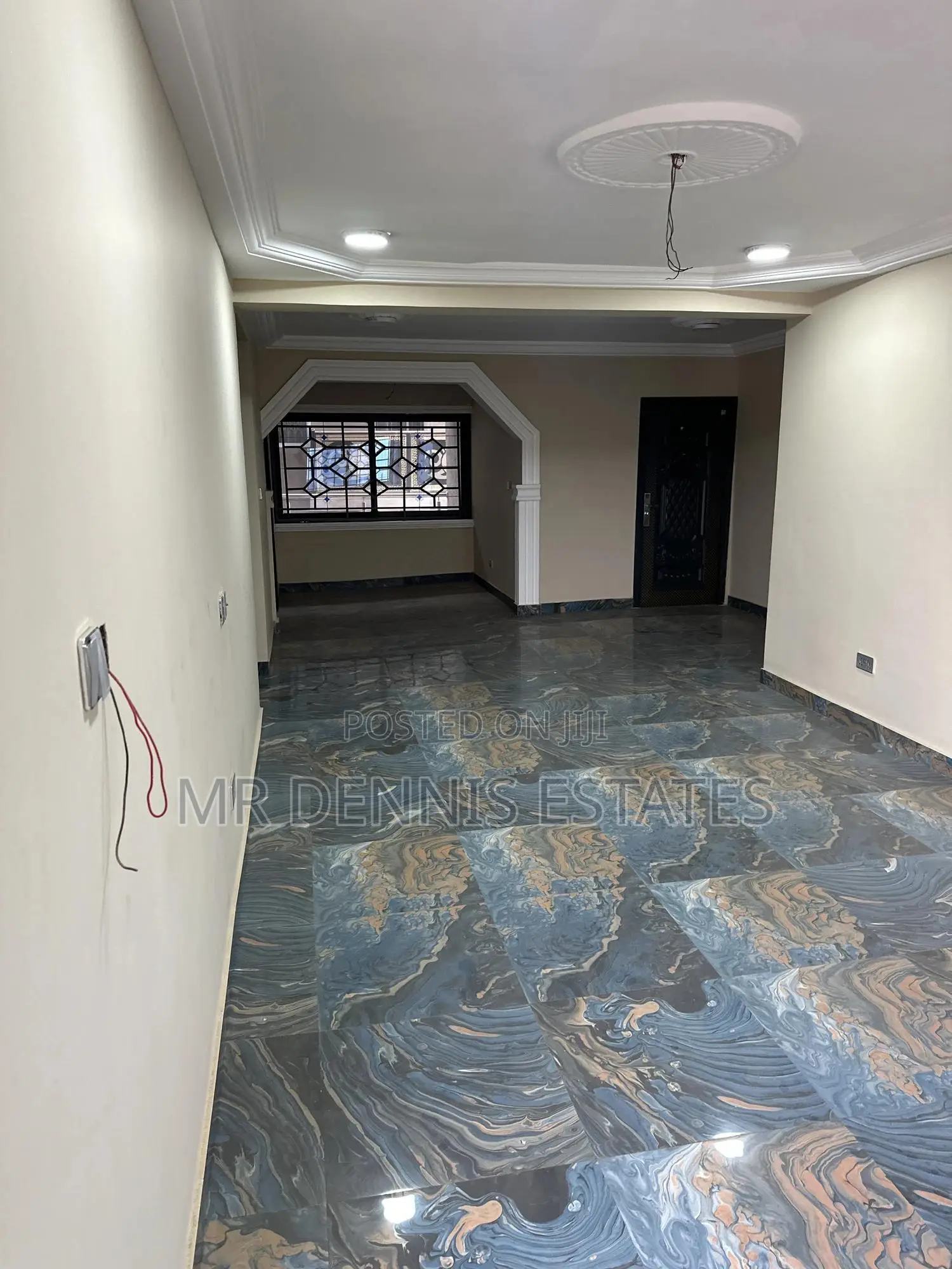 3bdrm Apartment in Westhills Mall for rent in West Hills Mall Area