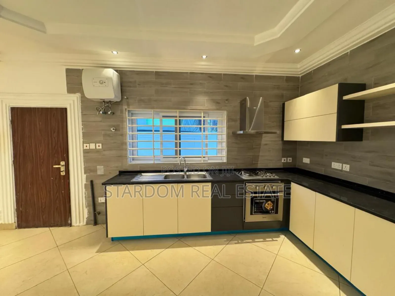 4bdrm Duplex in A&C Mall Area for rent in A&C Mall Area