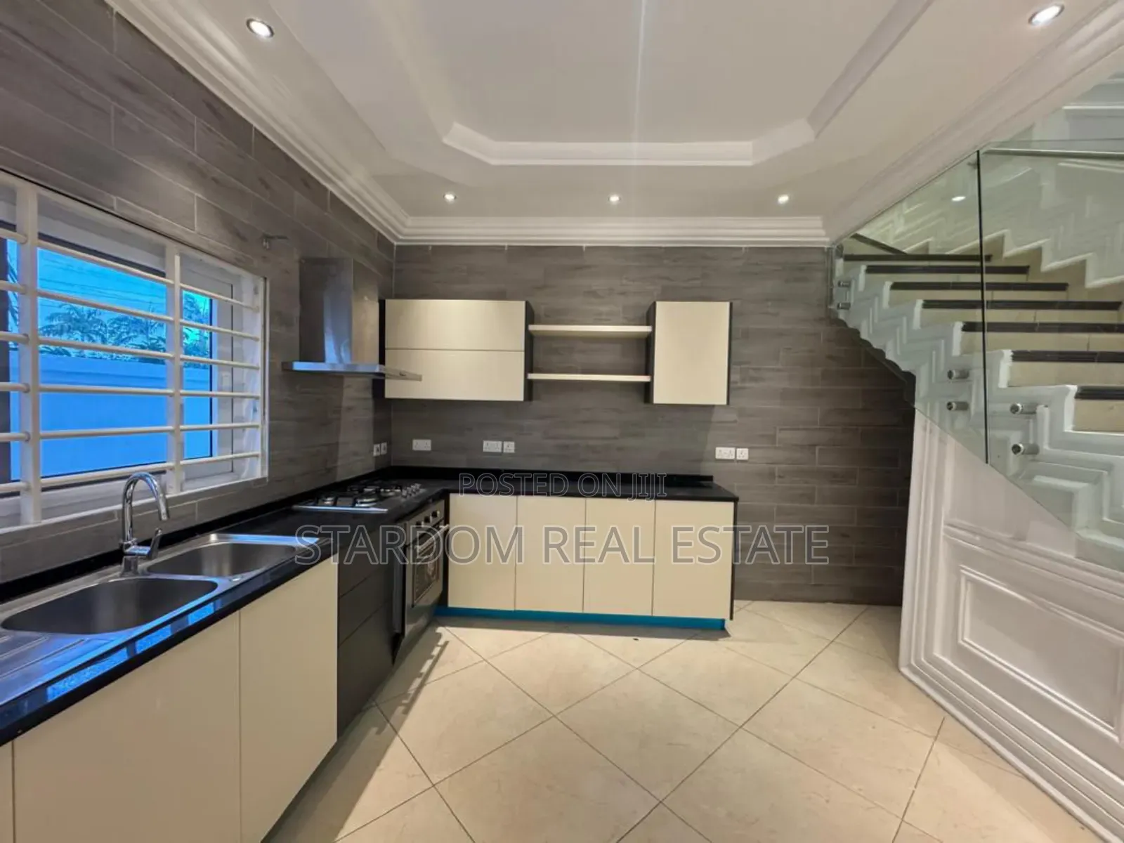 4bdrm Duplex in A&C Mall Area for rent in A&C Mall Area