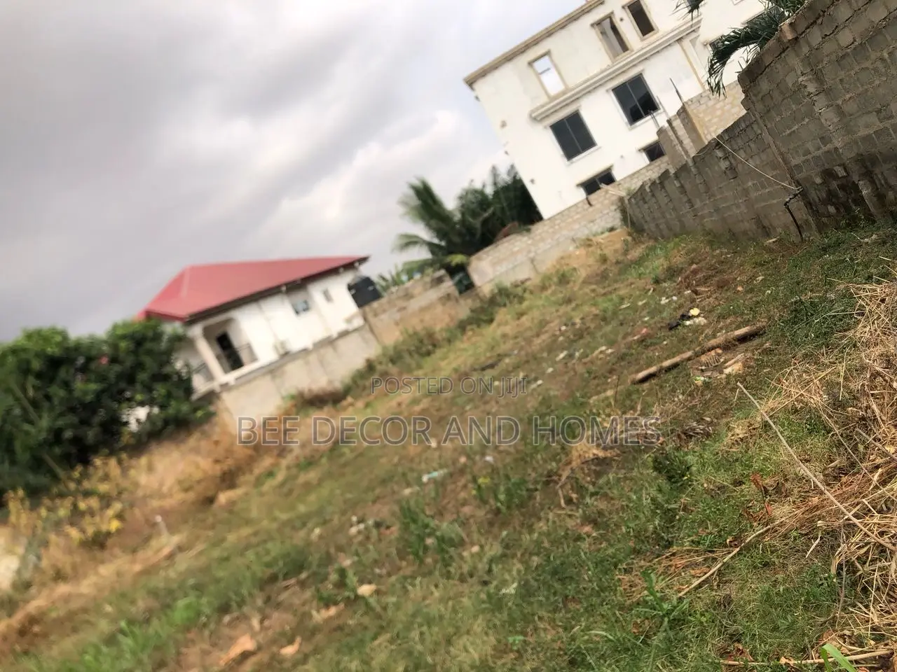 Close to Oyarifa Road Land for Sale in Oyarifa