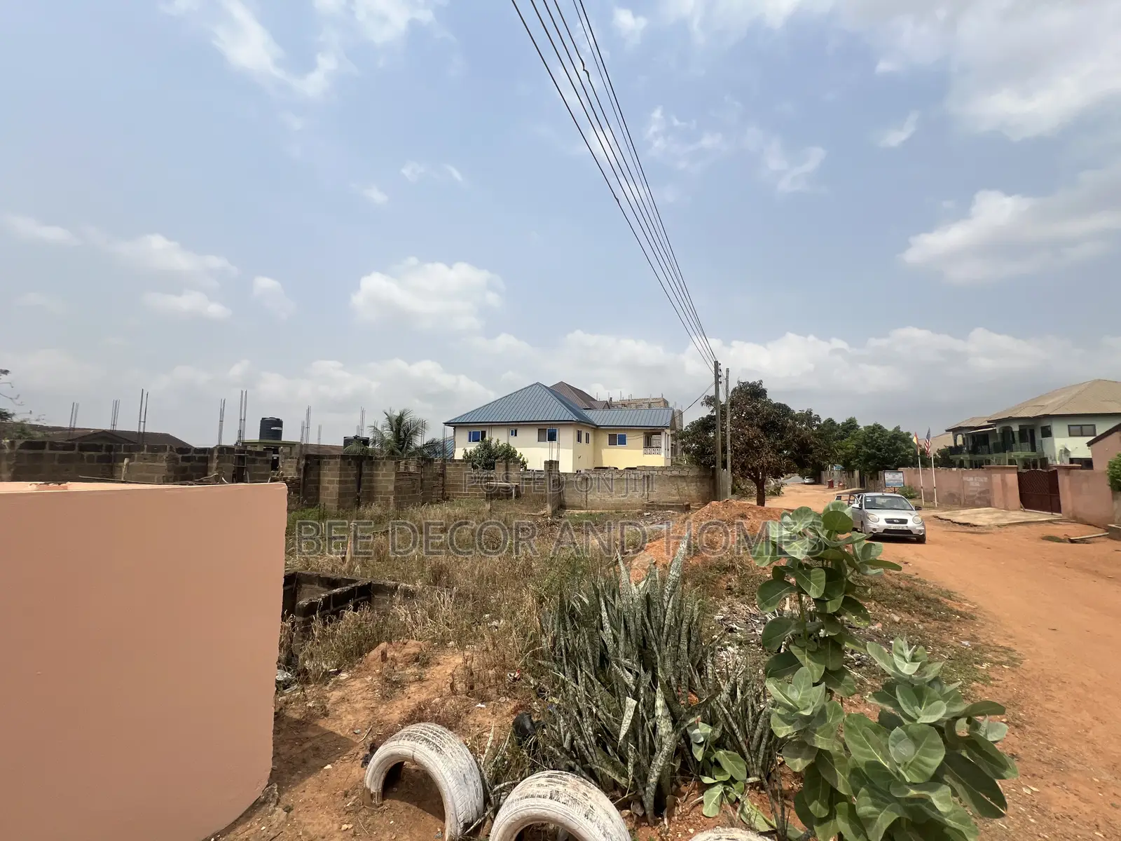 Old Building and a Land for Sale in Agbogba