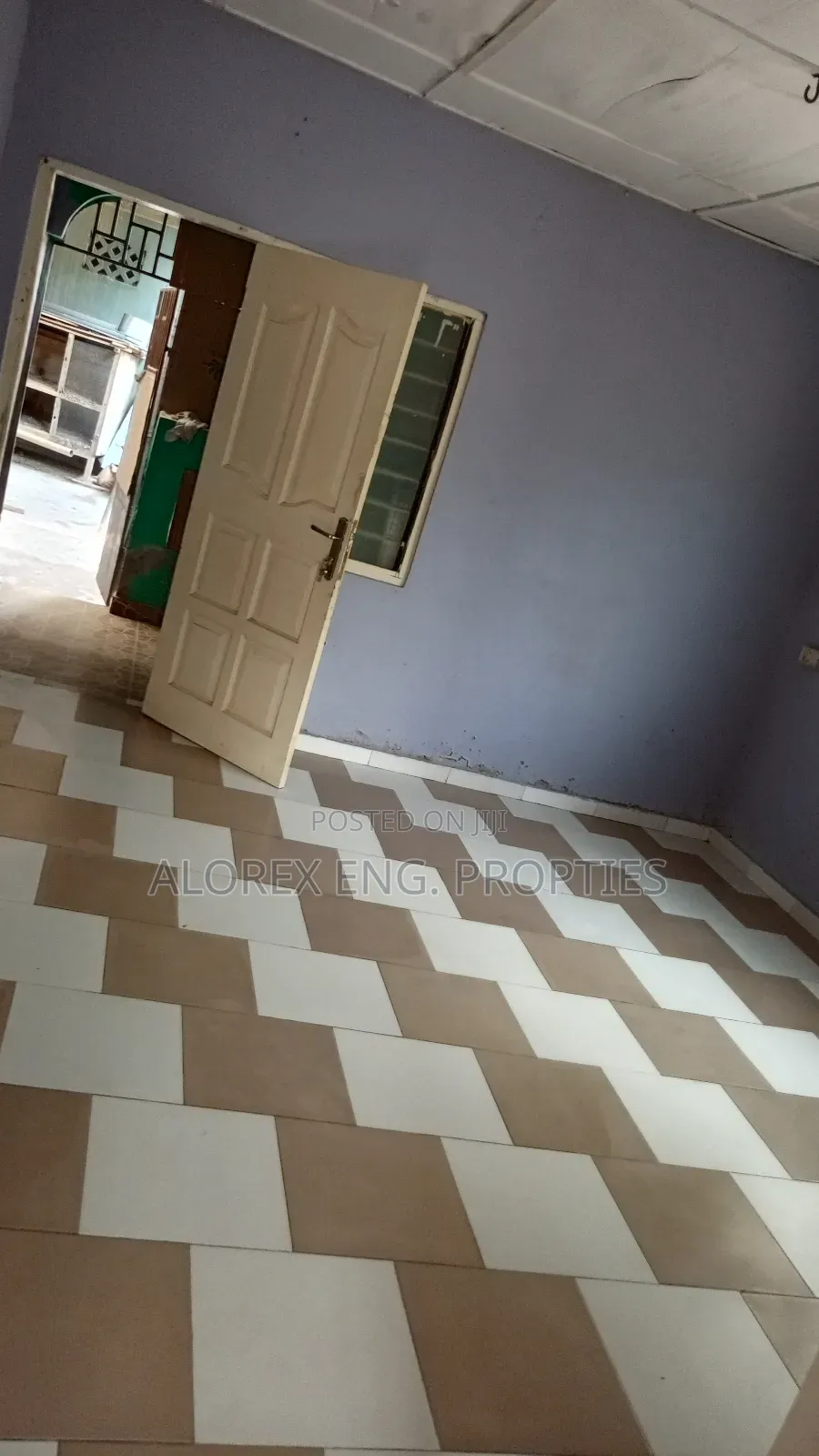 1bdrm Apartment in Danfa for rent in Danfa