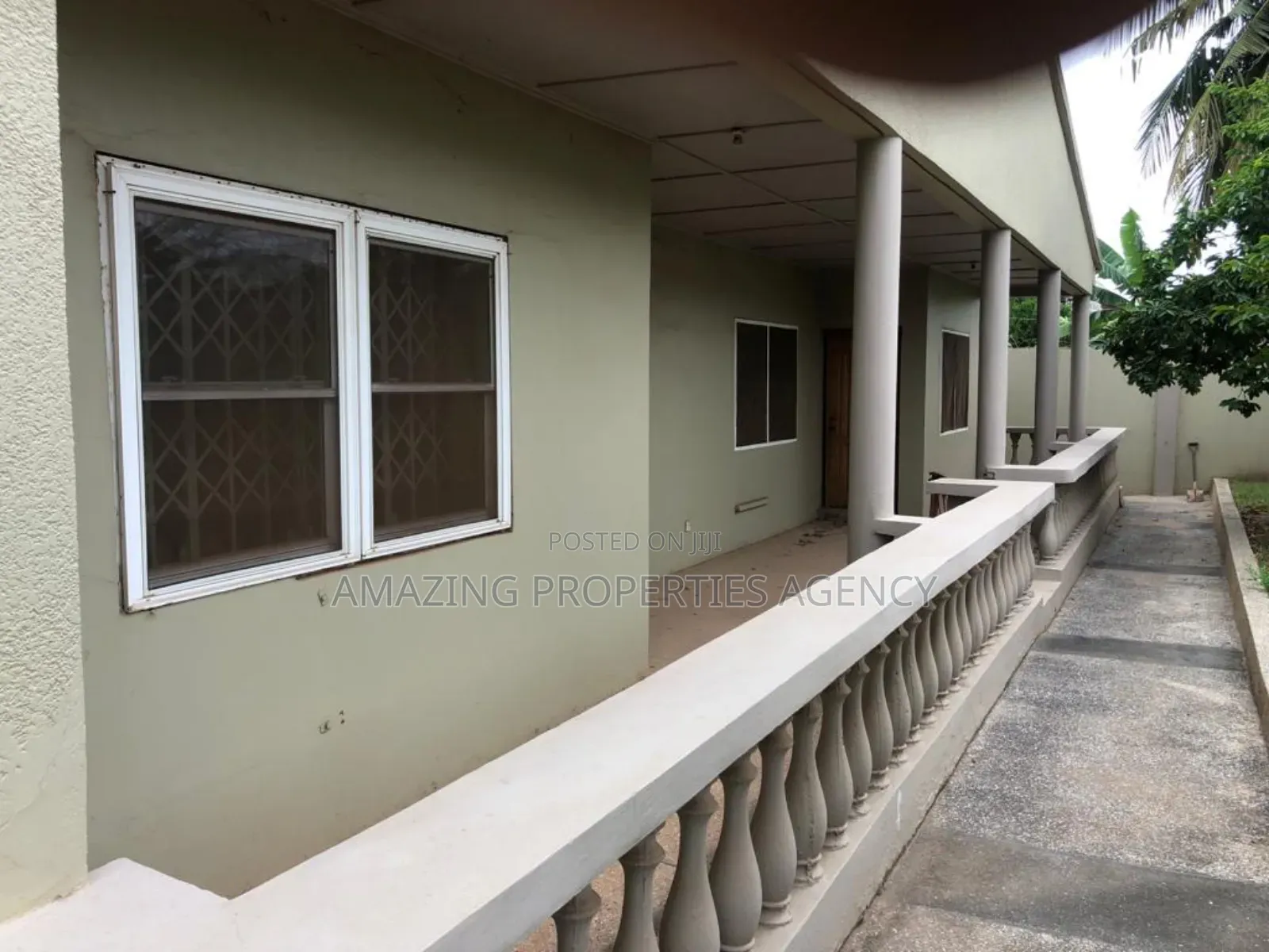 4bdrm House in Madina for sale in Madina