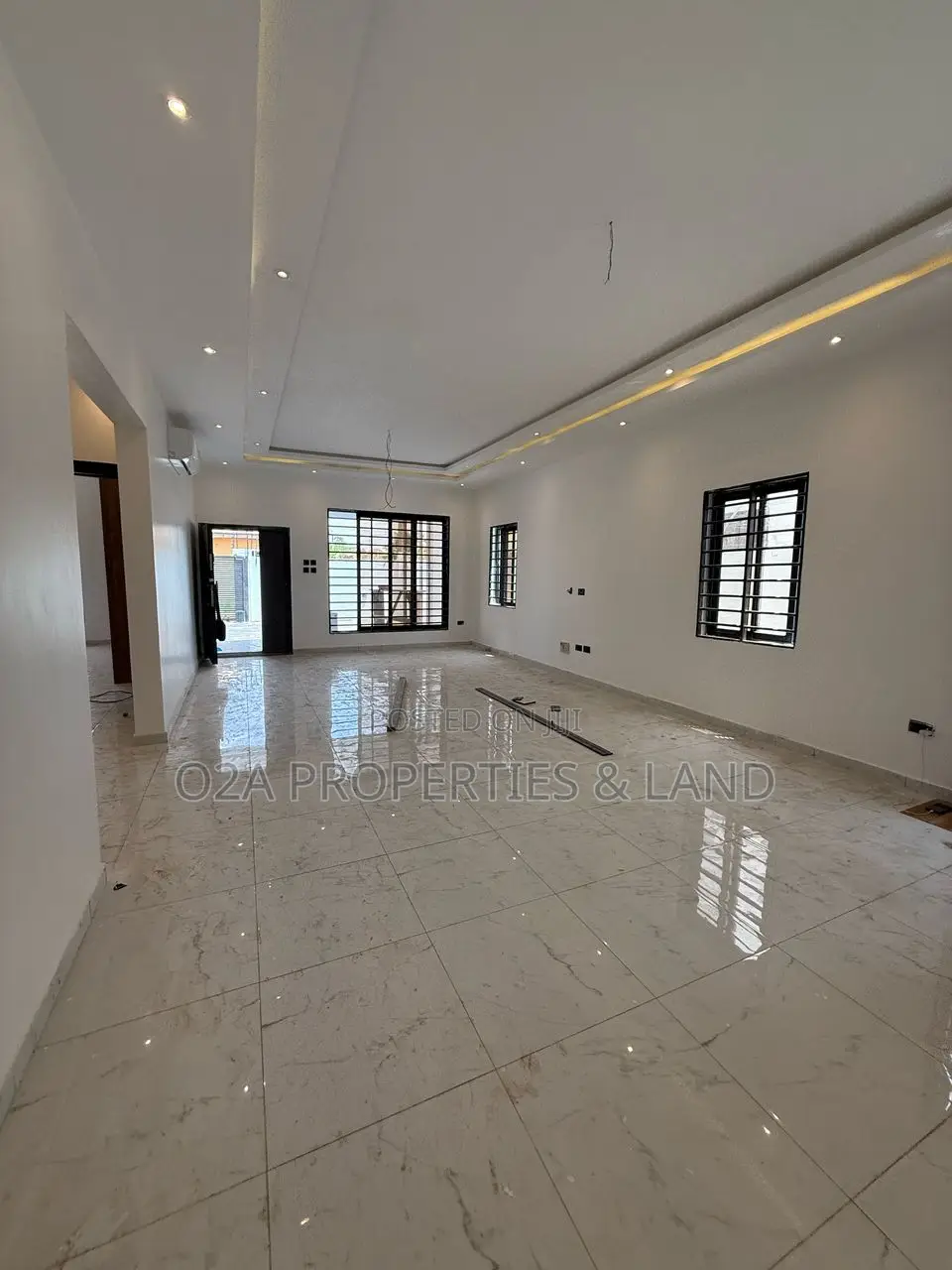 3bdrm House in Lakeside Estate for sale in Lake Side Estate