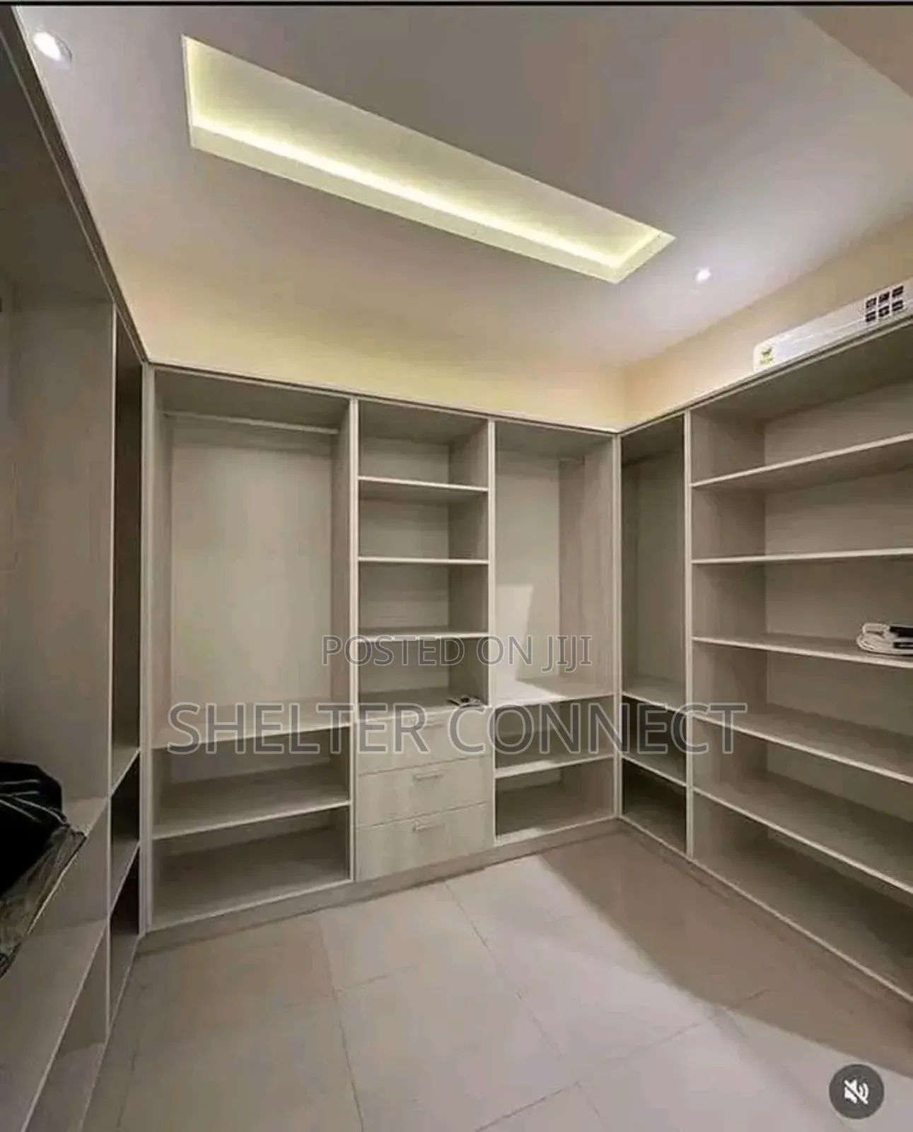 4bdrm Duplex in East Legon,  West for sale in East Legon