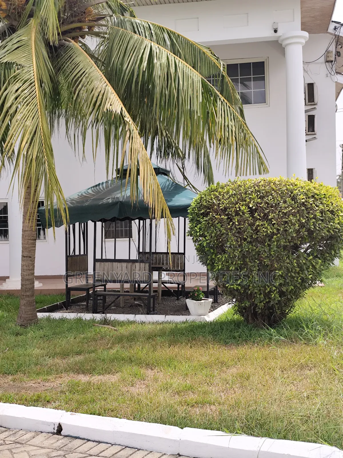 12bdrm House in House, East Legon for rent in East Legon